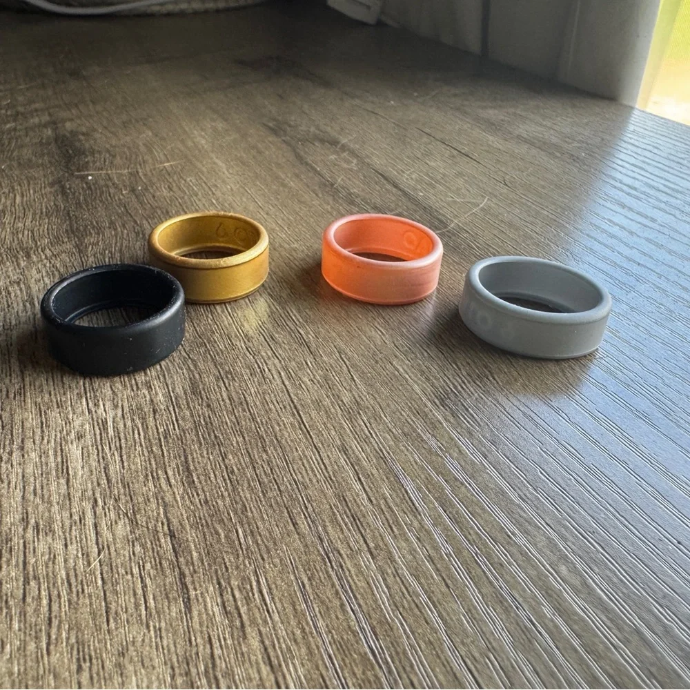 Qalo Qrnt Smart Ring size 9